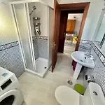 Appartamento A Pie De Playa Con Amplia Terraza