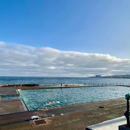 A Pie De Playa Con Amplia Terraza Apartmán *
