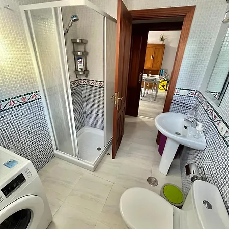Apartmán A Pie De Playa Con Amplia Terraza